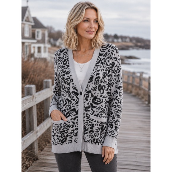 Chico's Sweaters - Chico's Leopard Print Long Cardigan 1/M Gray Pockets Cozy Boho Neutral Layering